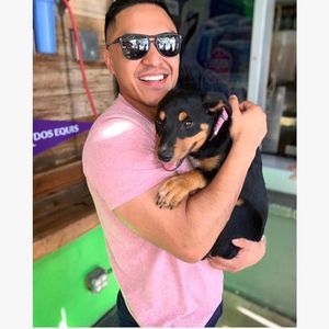 Meet your Posher, Julian